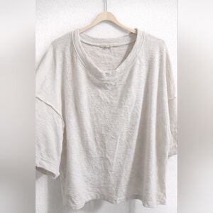 easel Relaxed Short Sleeve Crew Tee in Off-White